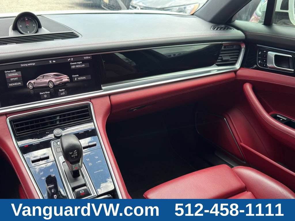 Used 2021 Porsche Panamera RWD image 29
