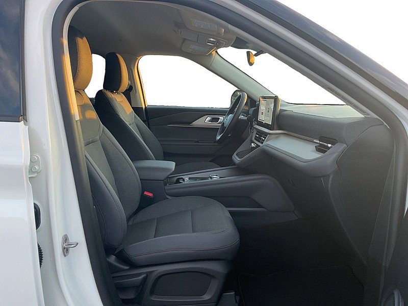 New 2026 Ford Explorer Active image 11