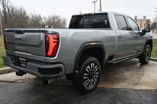 Used 2025 GMC Sierra 2500 Denali Ultimate image 5