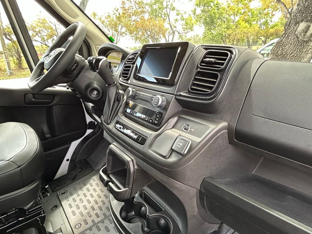 Used 2024 RAM ProMaster 3500 w/ Convenience Group FWD image 23