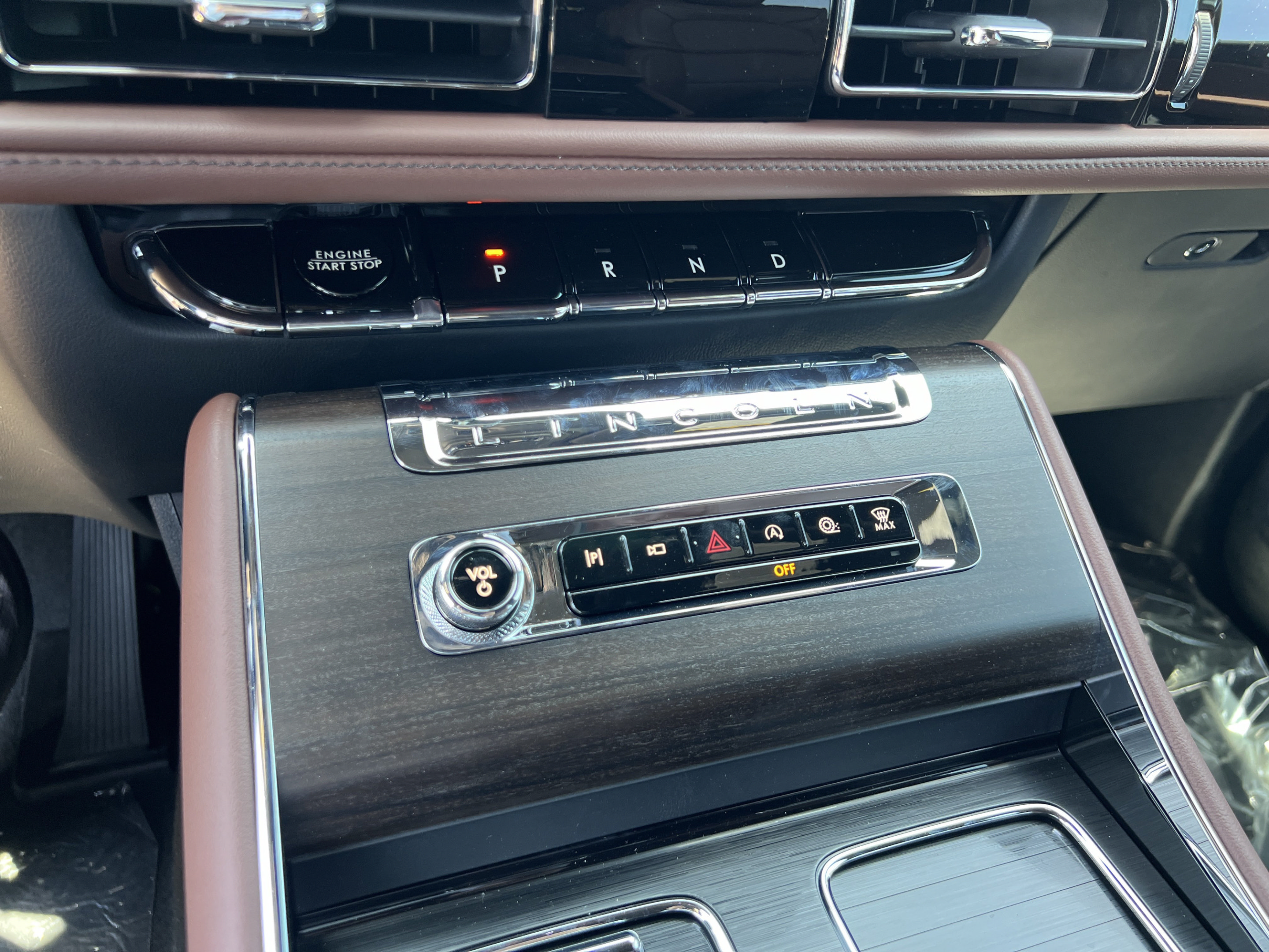 New 2026 Lincoln Aviator Reserve AWD/4WD image 18