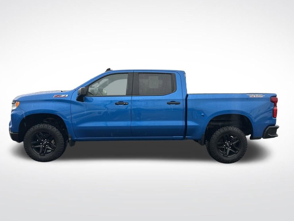 Used 2023 Chevrolet Silverado 1500 LT Trail Boss image 2