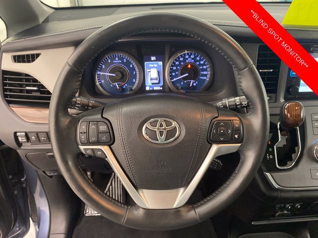 Used 2017 Toyota Sienna Limited Premium AWD/4WD image 20