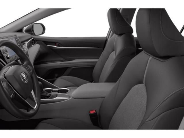 Used 2022 Toyota Camry LE image 9