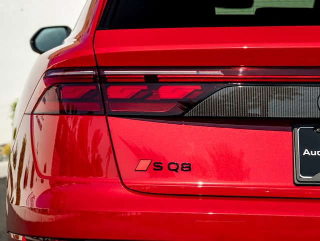 New 2026 Audi SQ8 Prestige AWD/4WD image 14
