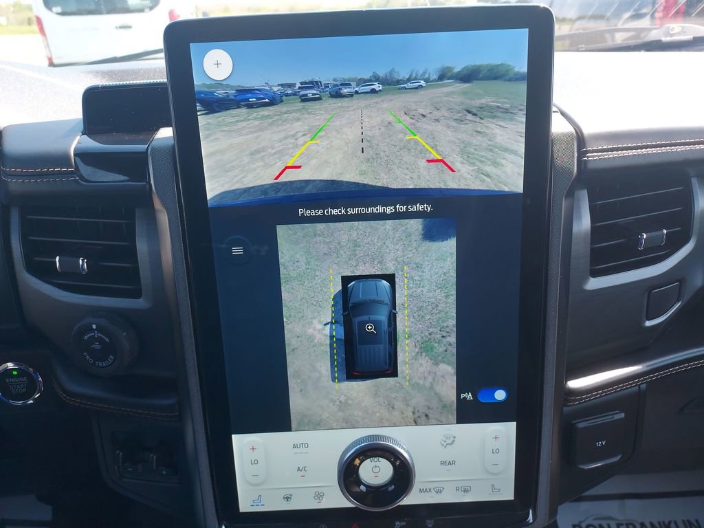 Used 2022 Ford Expedition Platinum image 23