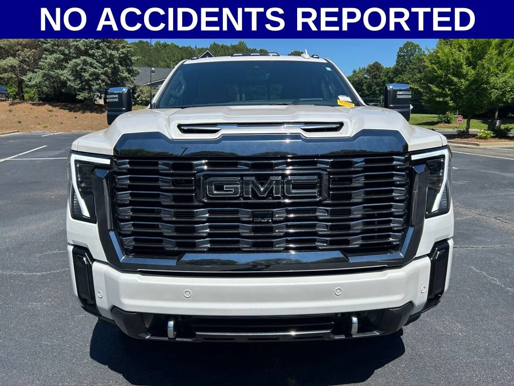 Used 2024 GMC Sierra 3500 Denali Ultimate AWD/4WD image 13