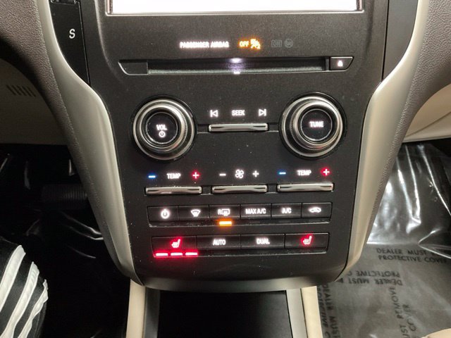 Used 2019 Lincoln MKC Select w/ Select Plus Package AWD/4WD image 37