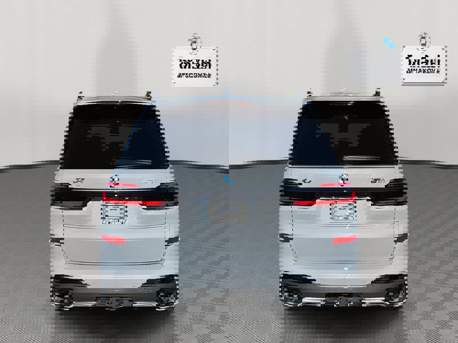 New 2026 BMW X7 xDrive40i w/ Executive Package image 4