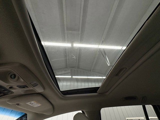 Used 2008 Chrysler Aspen Limited image 32