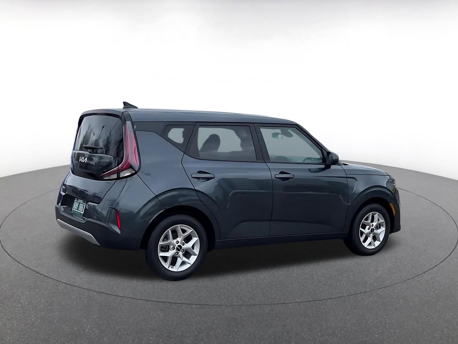 Used 2025 Kia Soul LX w/ LX Technology Package image 15