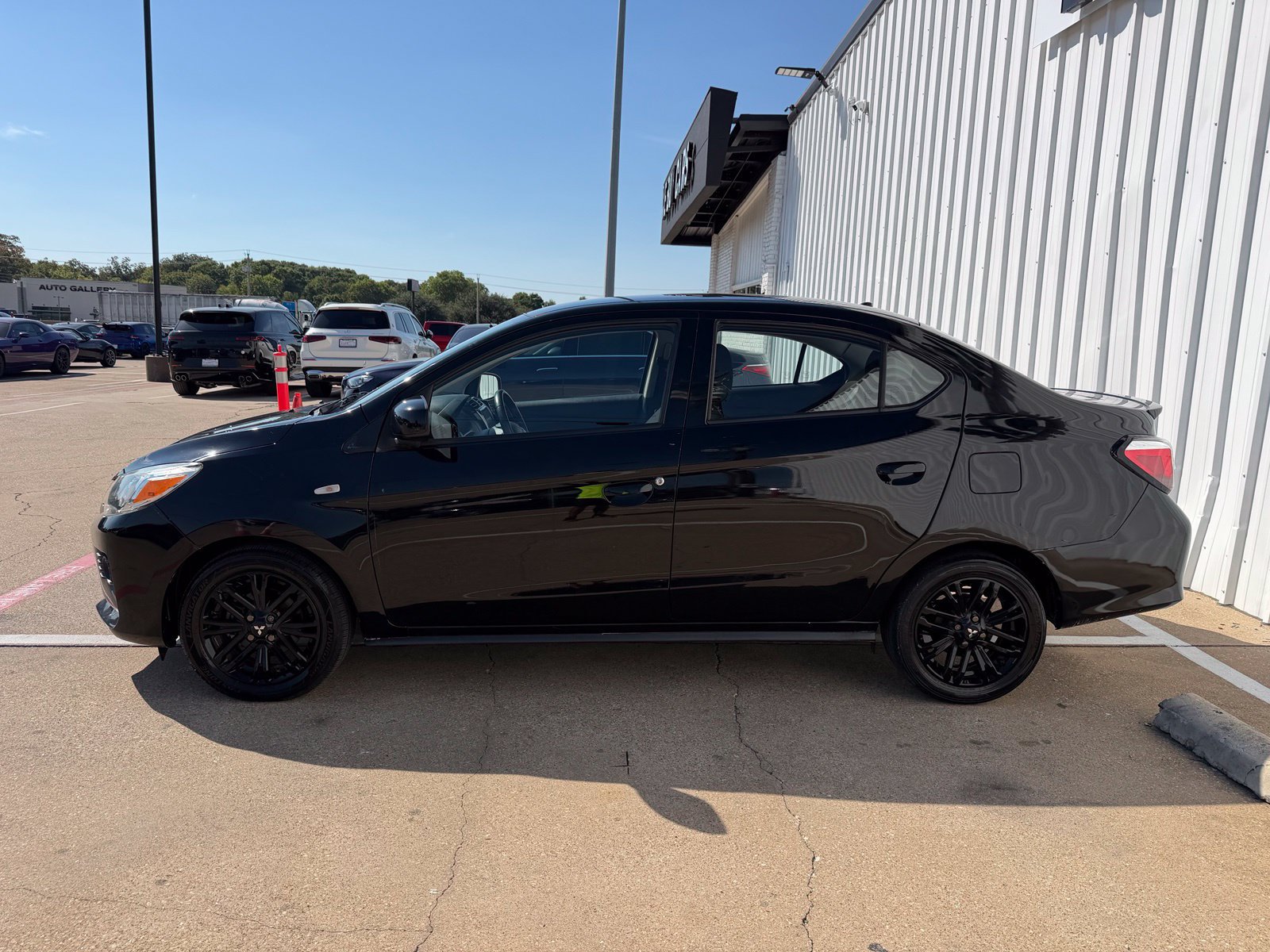 Used 2022 Mitsubishi Mirage G4 Black Edition FWD image 3