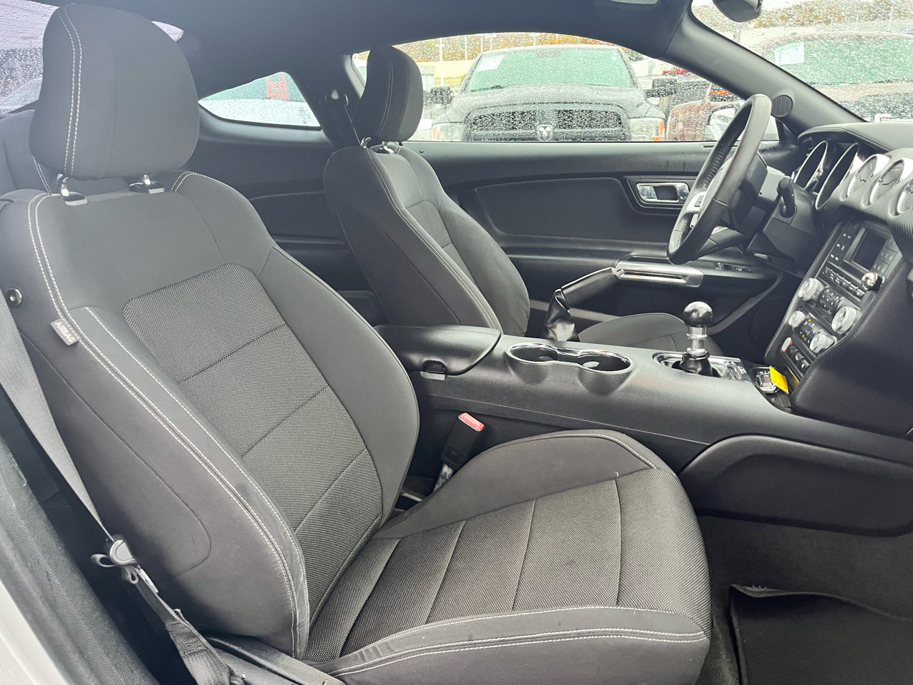 Used 2015 Ford Mustang Coupe image 15