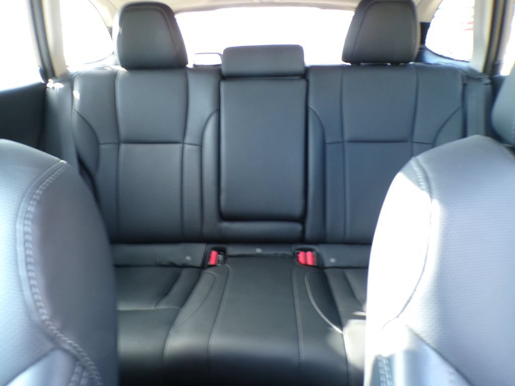 Used 2023 Subaru Outback Limited AWD/4WD image 11