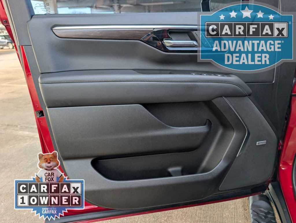 Used 2026 Chevrolet Tahoe Z71 w/ Comfort Package AWD/4WD image 15