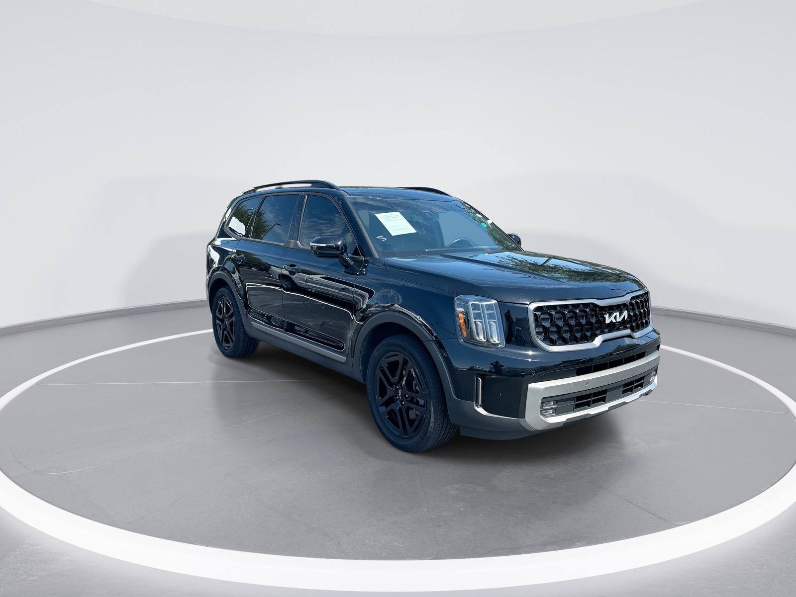 Used 2023 Kia Telluride SX X-Line AWD/4WD image 2