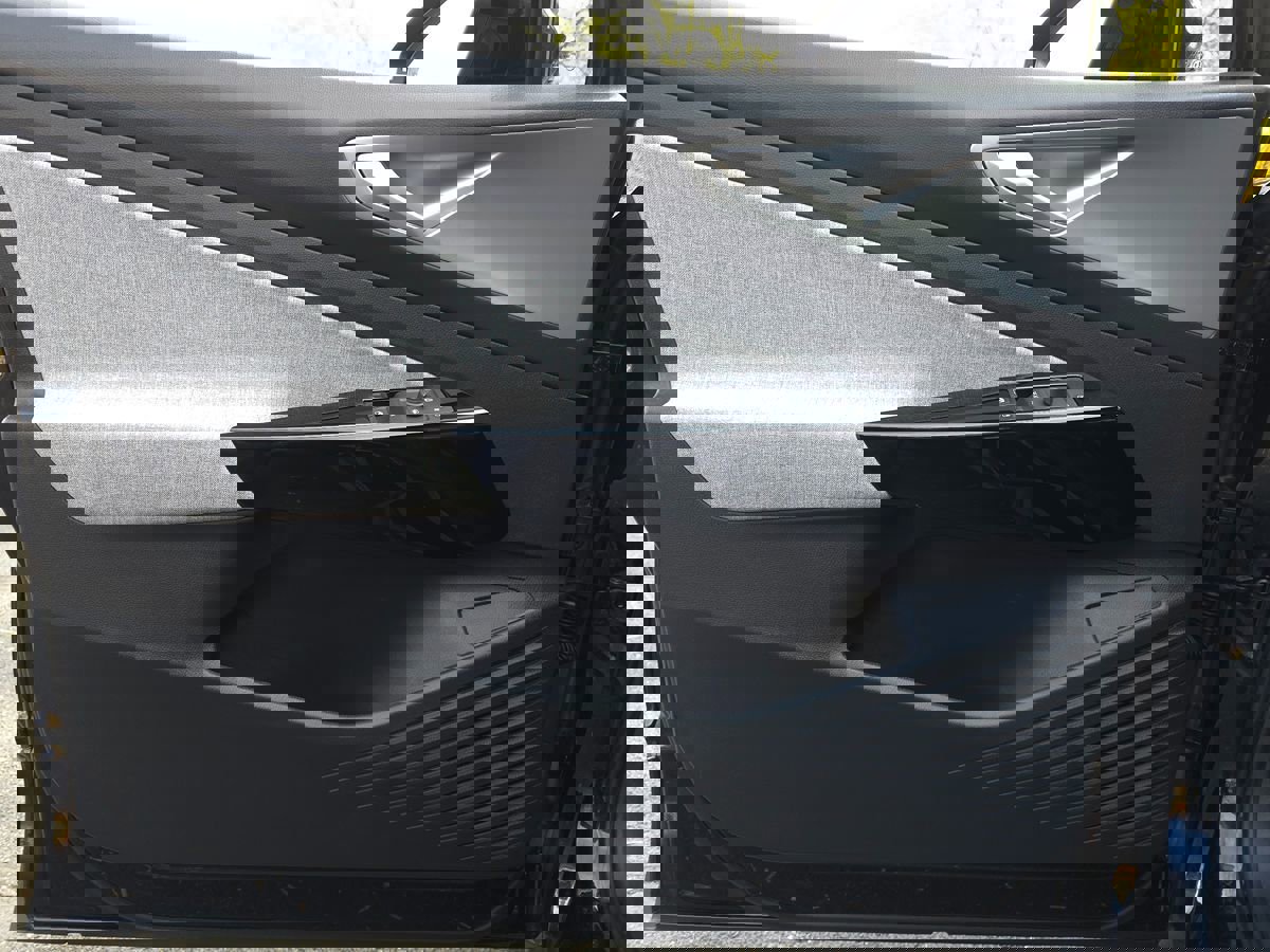 Used 2023 Volkswagen ID.4 Pro image 26