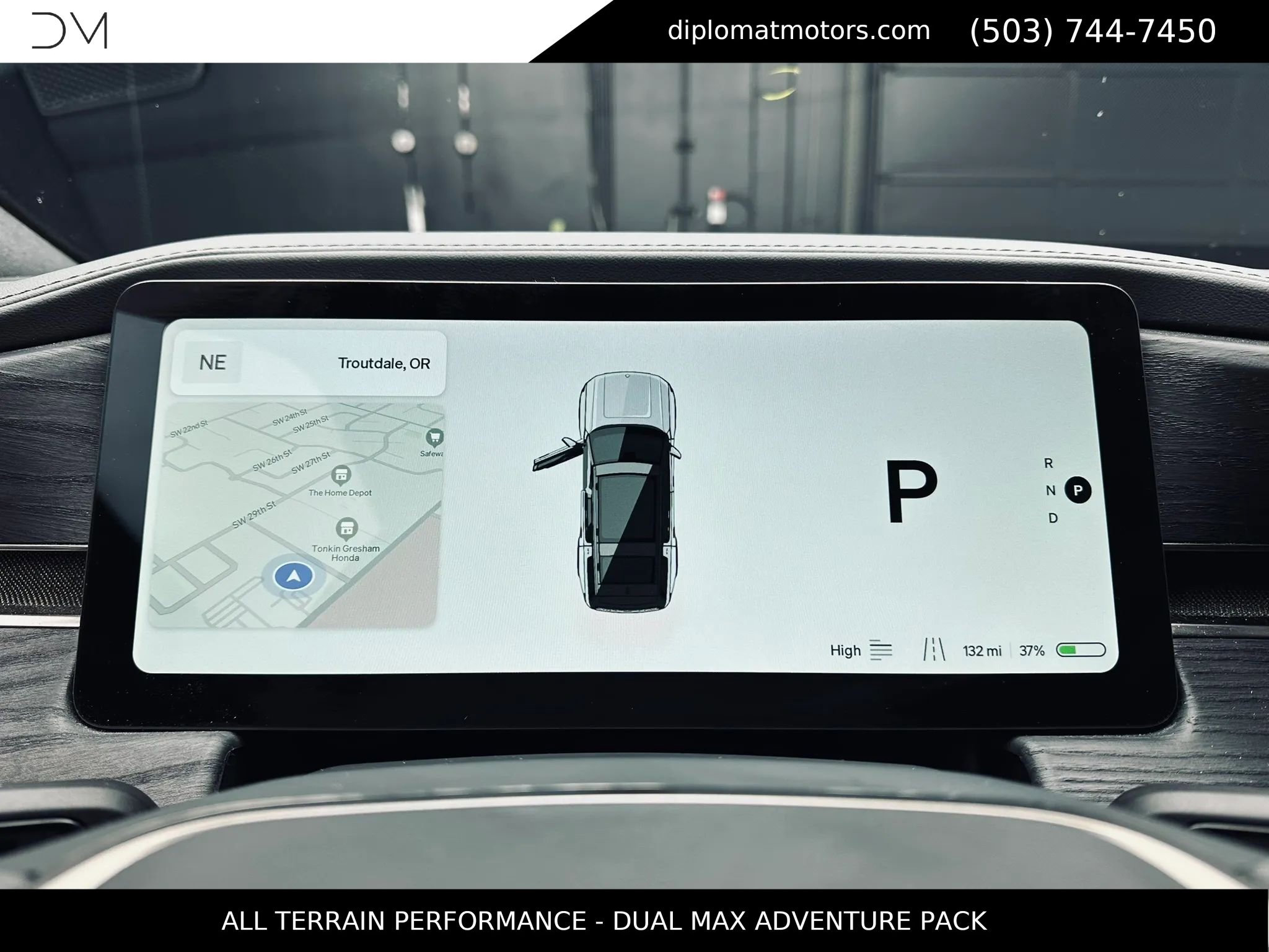 Used 2024 Rivian R1S Adventure image 36