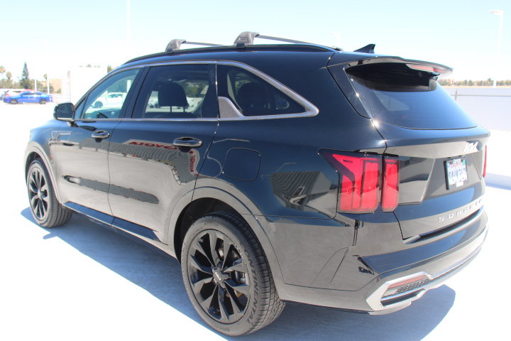 Used 2022 Kia Sorento SX FWD image 5