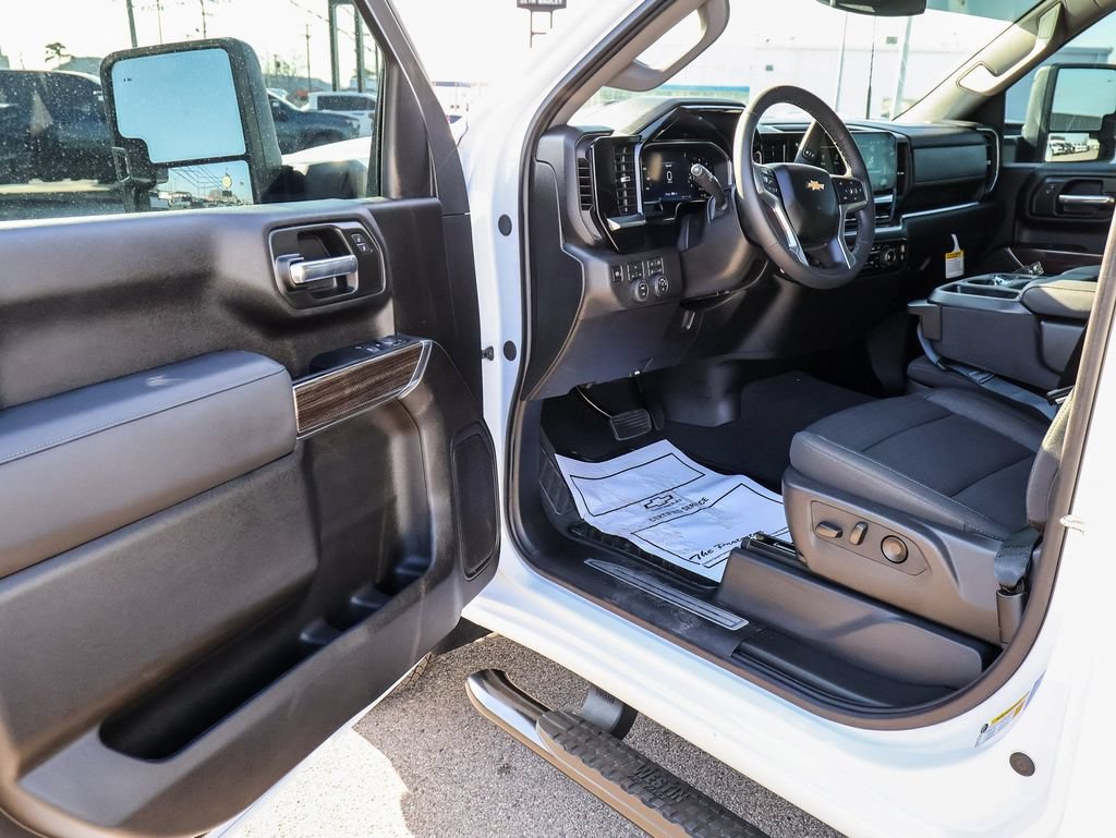 New 2026 Chevrolet Silverado 3500 LT AWD/4WD image 22