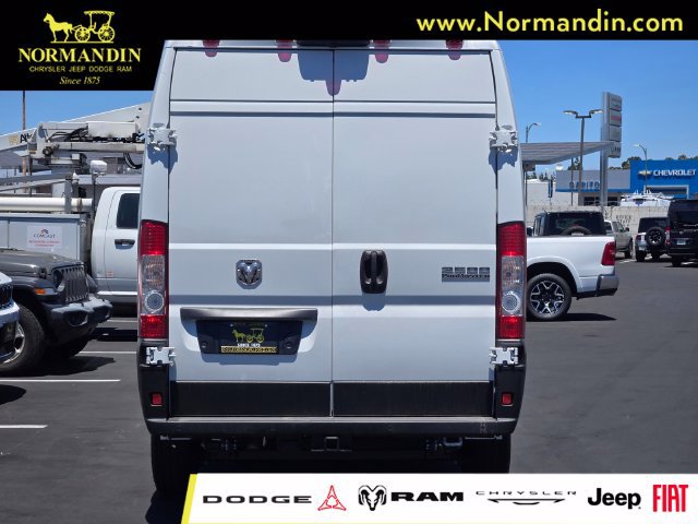 New 2026 RAM ProMaster 2500 w/ Quick Order Package 22G SLT FWD image 5