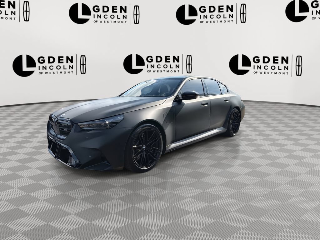 Used 2026 BMW M5 w/ Executive Package AWD/4WD image 4