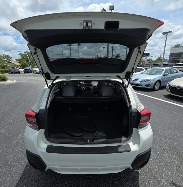 Used 2020 Subaru Crosstrek 2.0i Premium w/ Moonroof Package 1 AWD/4WD image 25