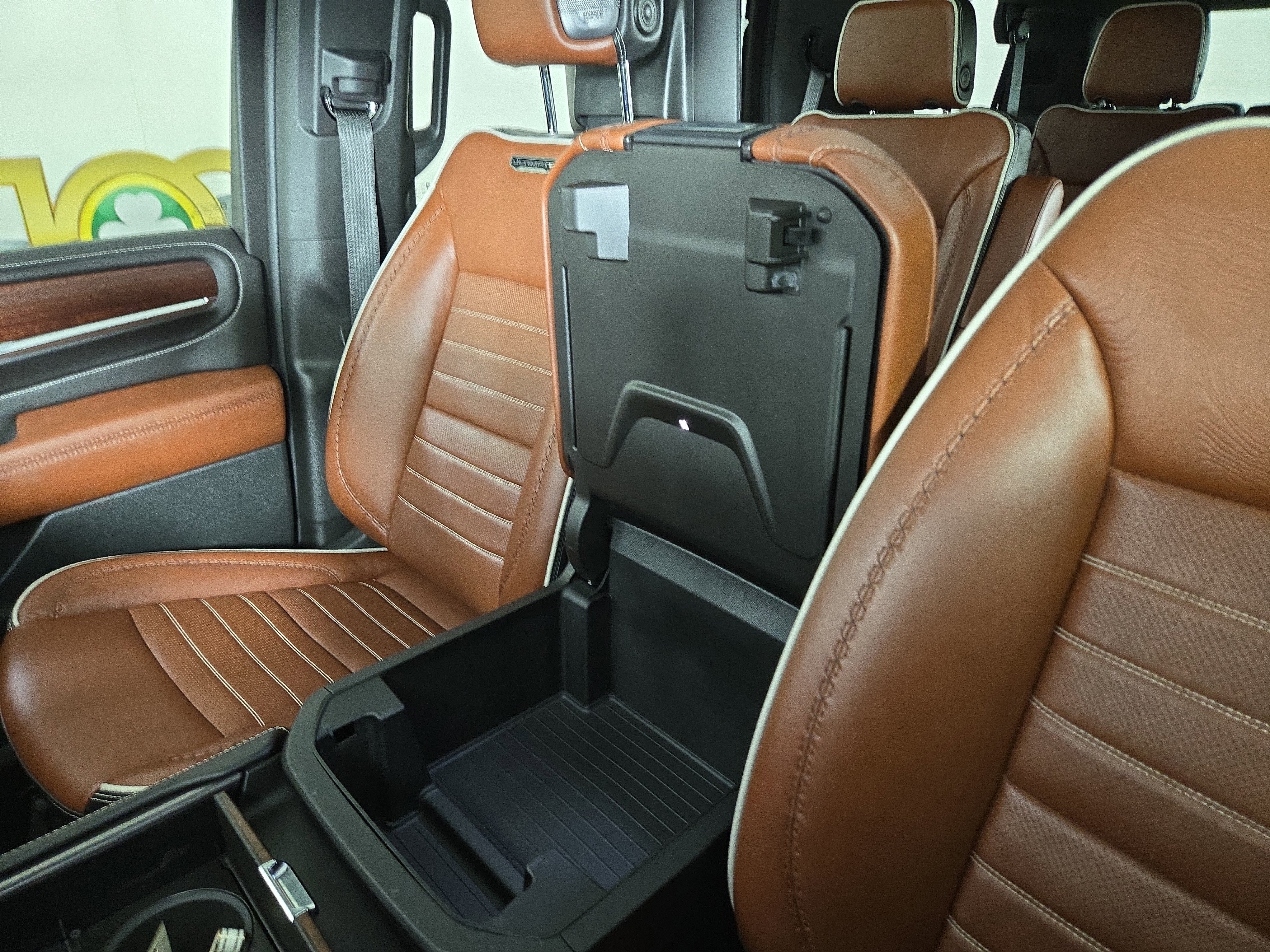 Used 2024 GMC Yukon Denali Ultimate image 30