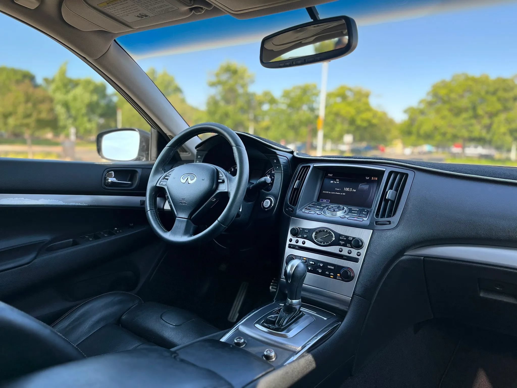 Used 2010 INFINITI G37 Journey w/ Premium Pkg RWD image 17