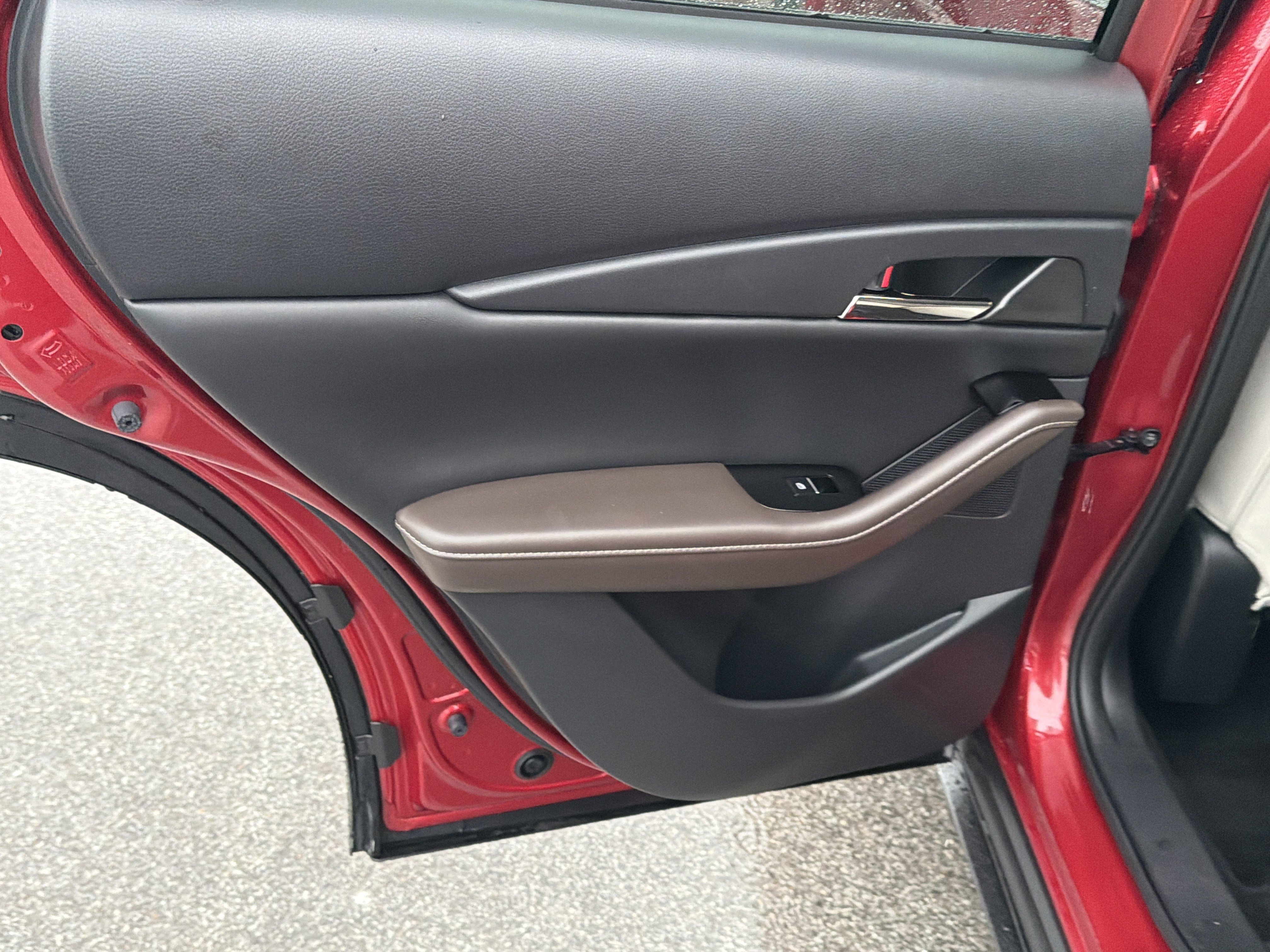 Certified 2023 MAZDA CX-30 AWD 2.5 S w/ Premium Package image 36