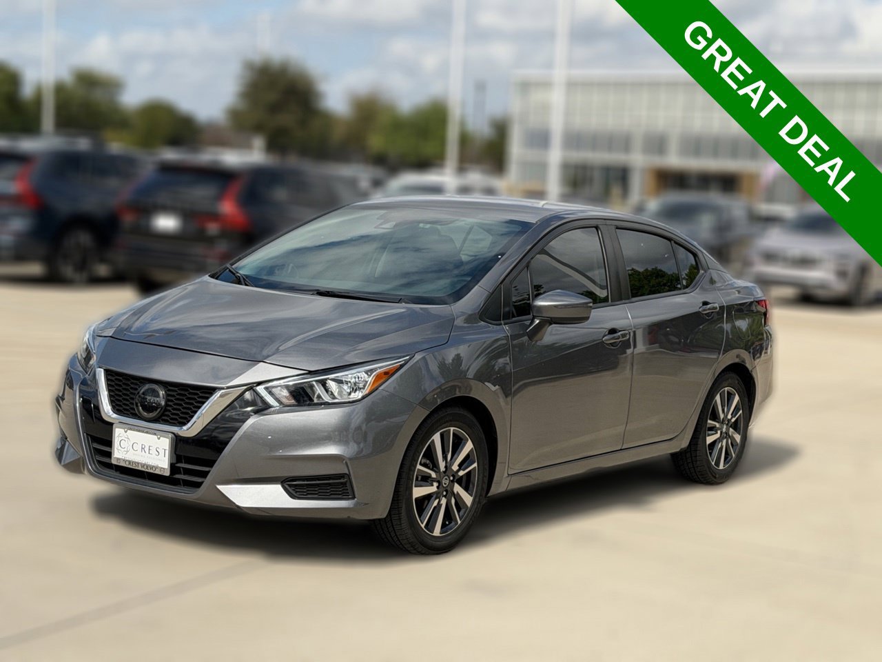 Used 2021 Nissan Versa SV FWD image 2