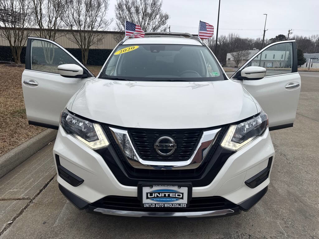 Used 2020 Nissan Rogue SV FWD image 9