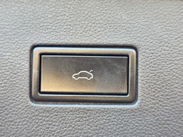 Used 2019 Volkswagen Atlas SEL R-Line AWD/4WD image 49