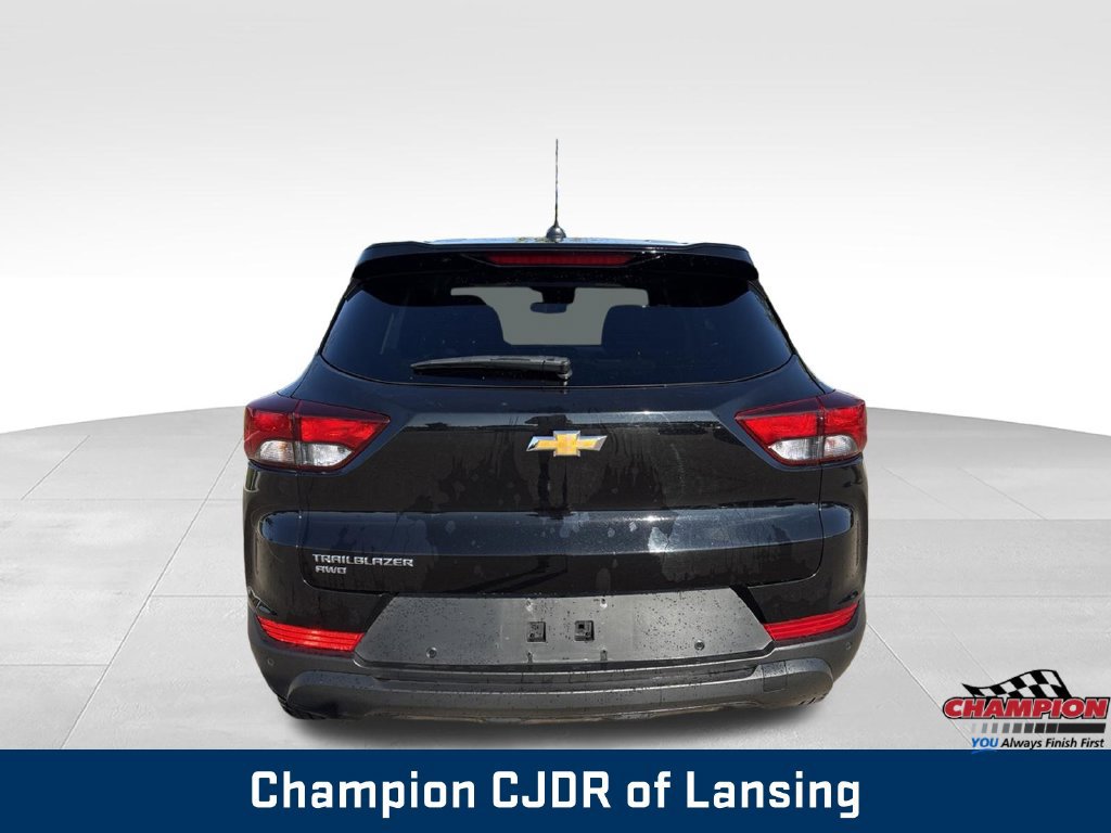 Used 2024 Chevrolet TrailBlazer LS w/ LS Convenience Package AWD/4WD image 7