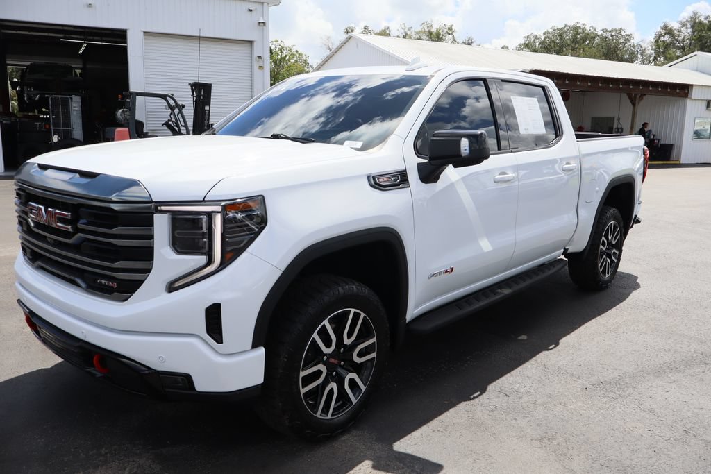 Certified 2024 GMC Sierra 1500 AT4 w/ Technology Package AWD/4WD image 5