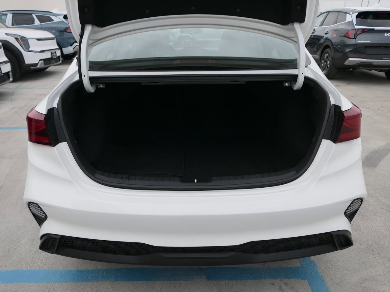 Certified 2024 Kia Forte LXS image 21