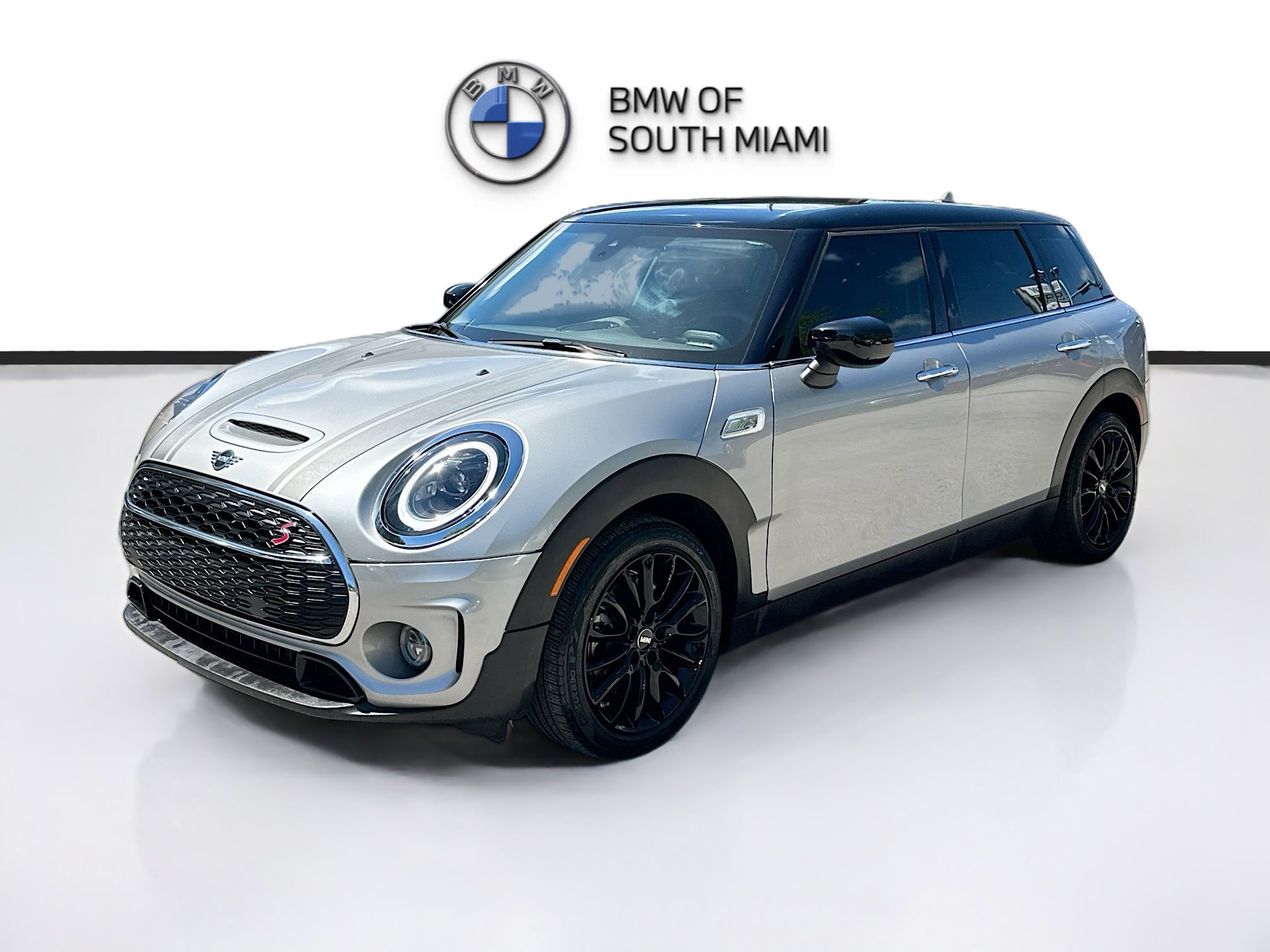 Certified 2023 MINI Cooper Clubman S w/ Signature Upholstery Package image 3