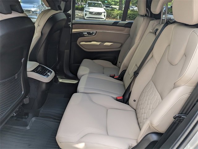 New 2025 Volvo XC90 B6 Core w/ Climate Package image 15