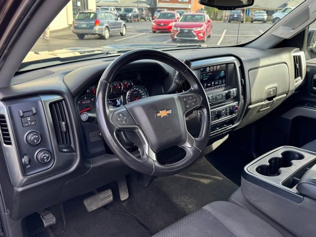 Used 2018 Chevrolet Silverado 1500 LT w/ All Star Edition image 9