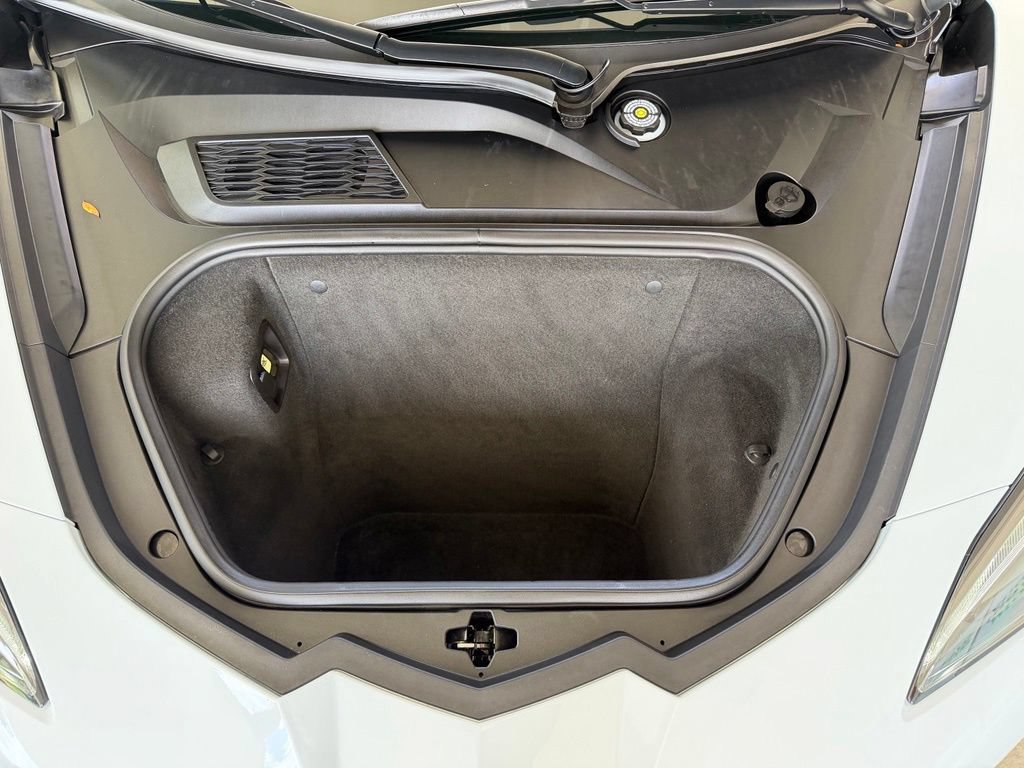 Used 2024 Chevrolet Corvette Z06 w/ Stealth Interior Trim Package RWD image 12