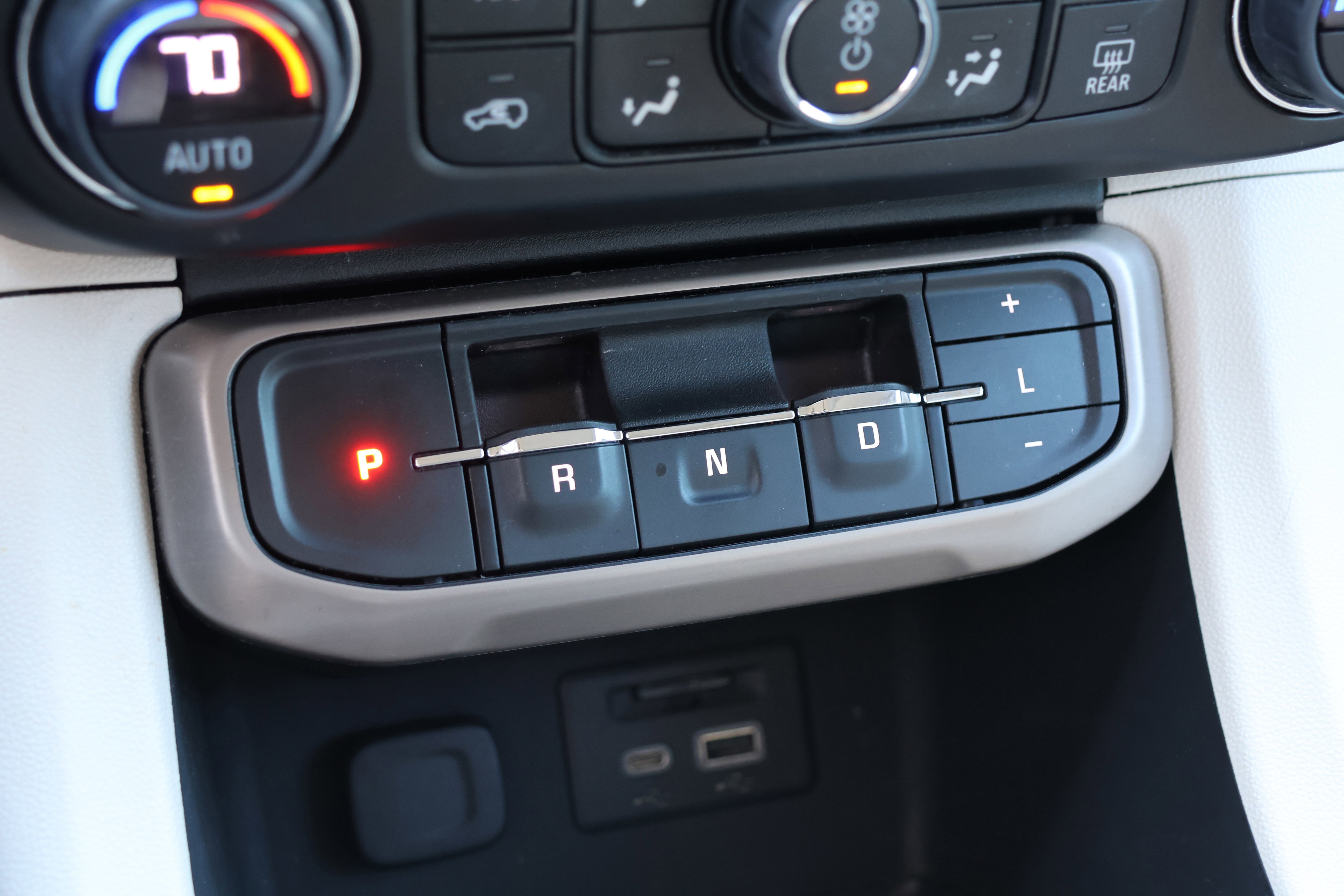 Used 2023 GMC Acadia Denali w/ Denali Ultimate Package image 29