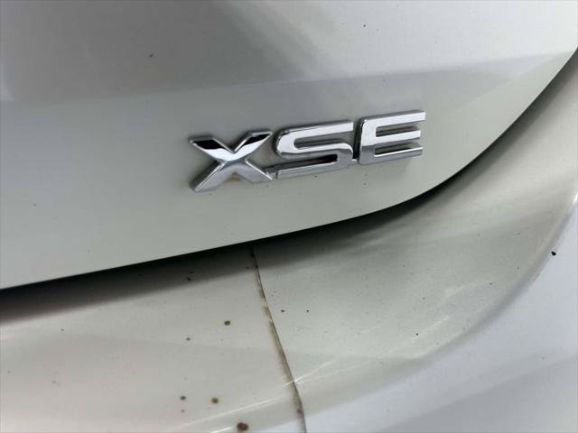 Certified 2021 Toyota Highlander XSE FWD image 11