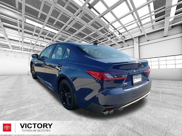 Used 2026 Toyota Camry SE image 5