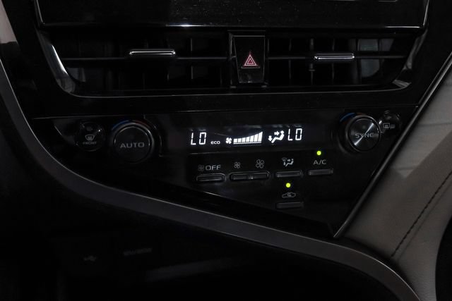 Used 2022 Toyota Camry SE FWD image 24