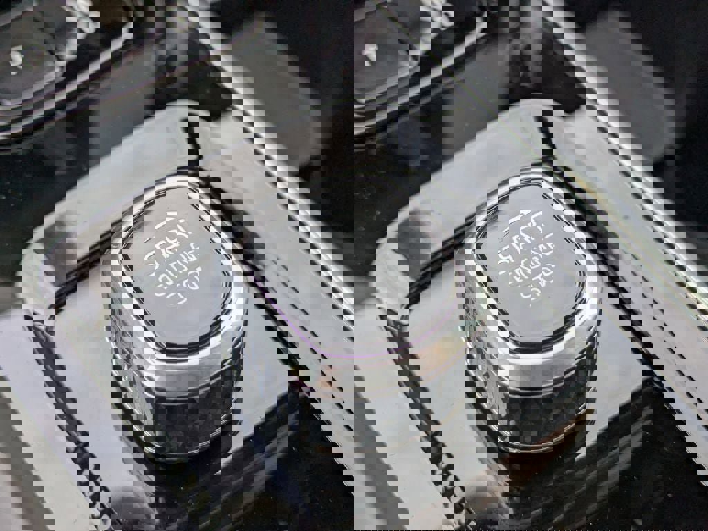 New 2026 Volvo XC60 T8 Core image 41