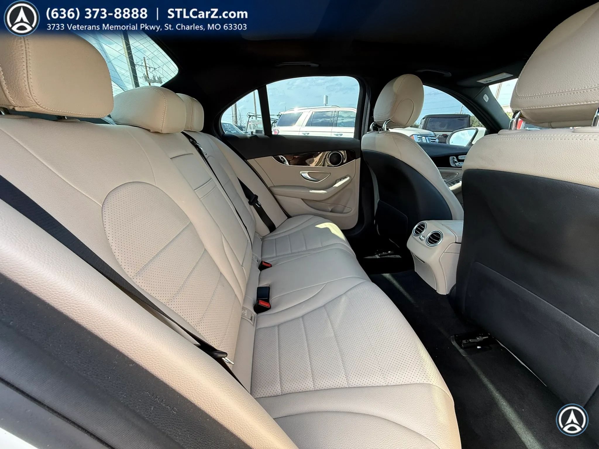 Used 2018 Mercedes-Benz C 300 4MATIC Sedan w/ Multimedia Package image 14