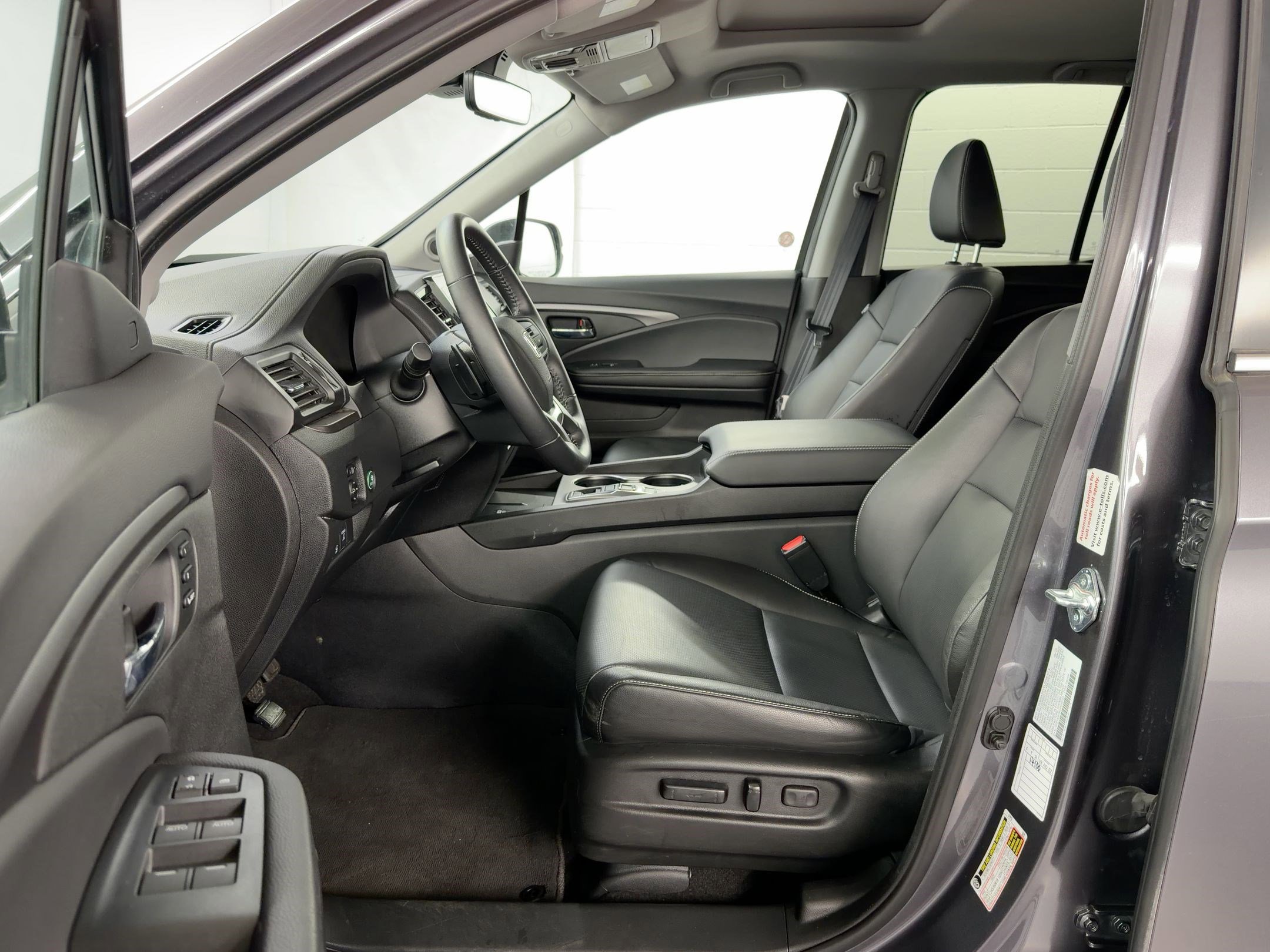 Used 2025 Honda Ridgeline RTL image 5