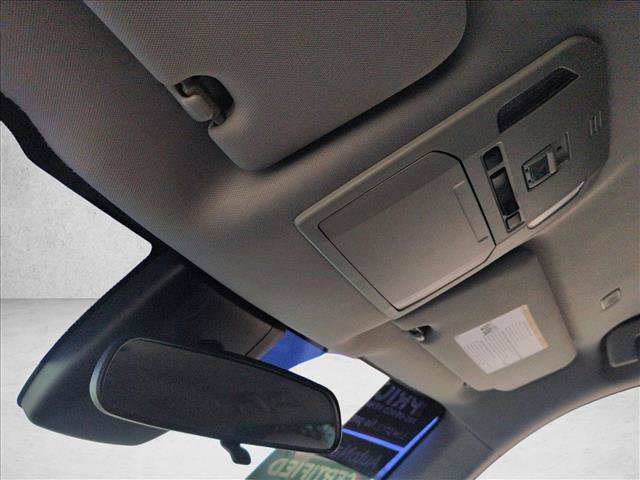Used 2023 Toyota Highlander LE FWD image 22