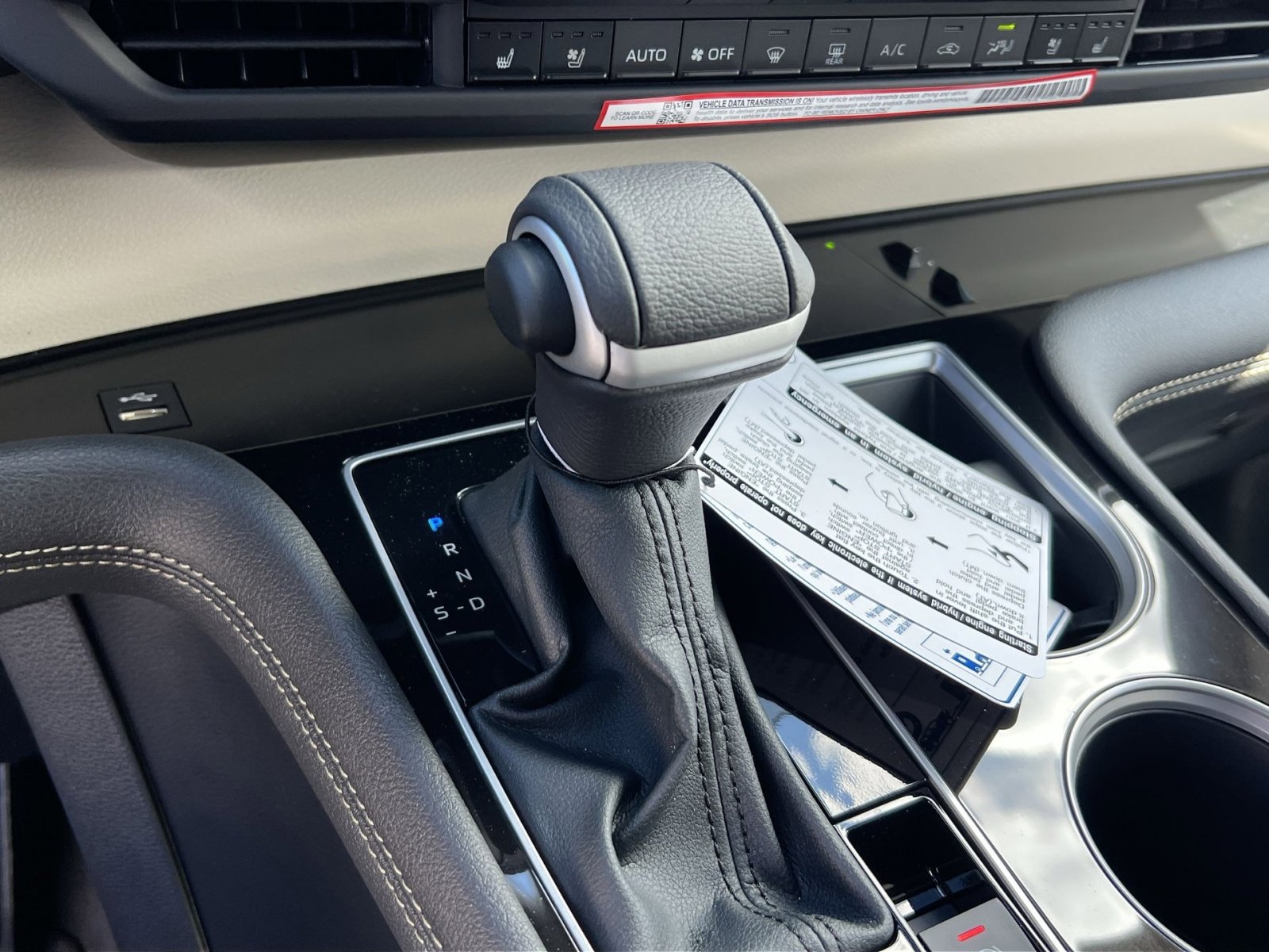 New 2026 Toyota Sienna Platinum image 17