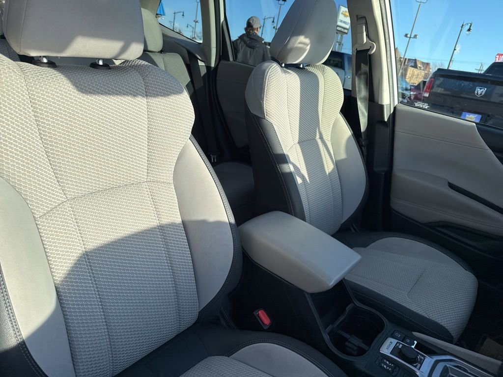 Used 2022 Subaru Forester Premium image 35